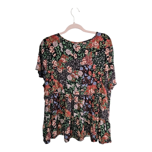 Floral Black Top by Torrid - Picture 3 of 3